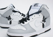 nike dunk,从篮球场到潮流界的传奇鞋款